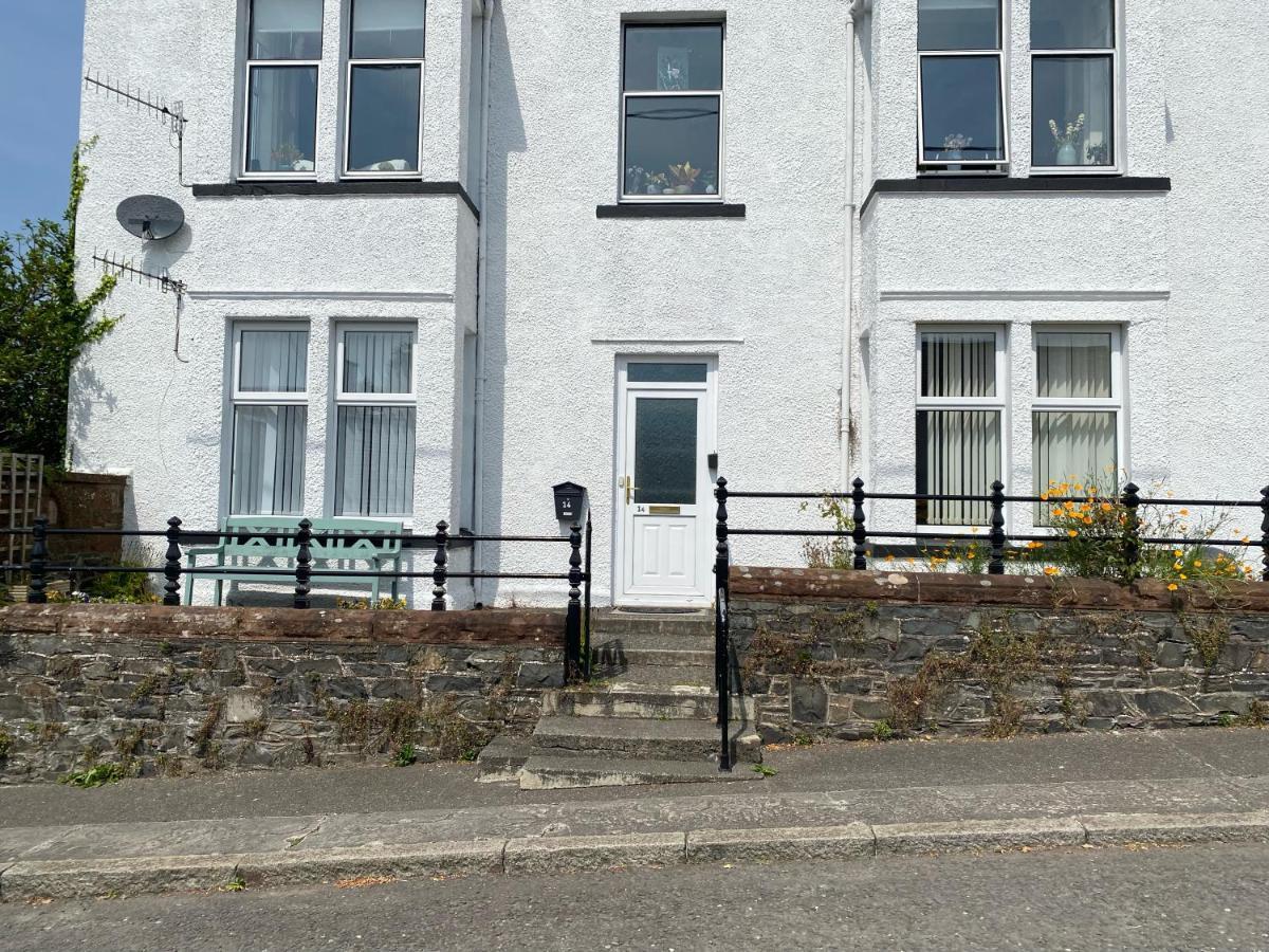 St John'S Flat Spacious Accomodation Dalry  Экстерьер фото